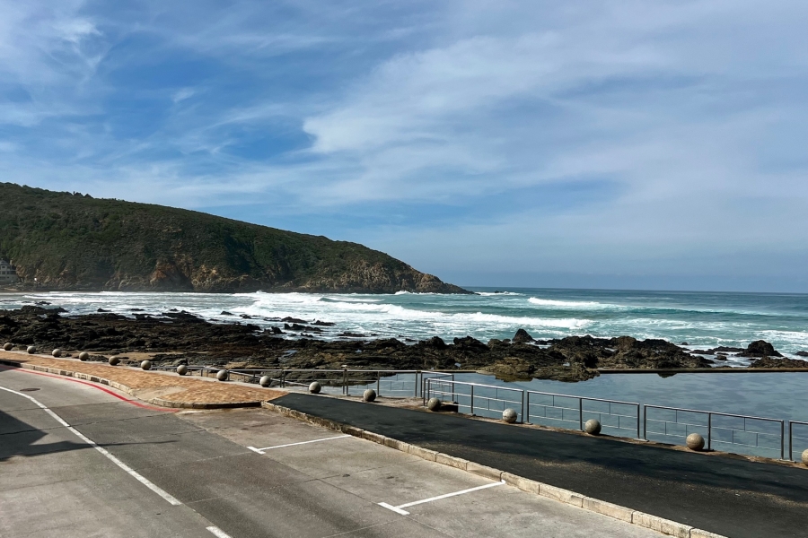  Bedroom Property for Sale in Herolds Bay Western Cape